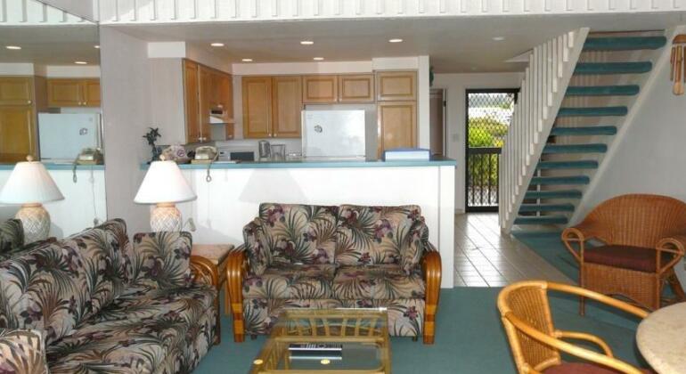 Oceanfront Napili Point Condo B 26 by RedAwning - Photo5