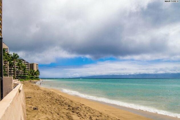 Spacious & Modern Maui Condo Steps to the Beach - Photo2