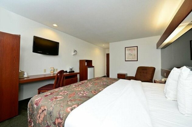 Americas Best Value Inn and Suites Lake Charles - Photo5