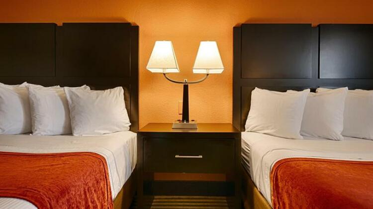 Best Western Bayou Inn and Suites - Photo5