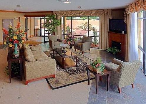 Comfort Suites Lake Charles - Photo4