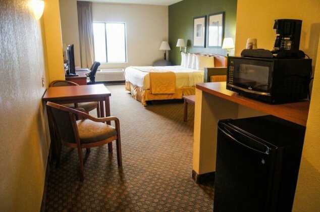 Quality Inn & Suites Lake Charles - Photo2