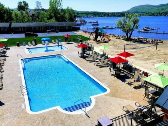 Scotty's Lakeside Resort