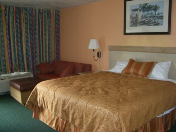 America's Best Inn & Suites-Lakeland - Photo5