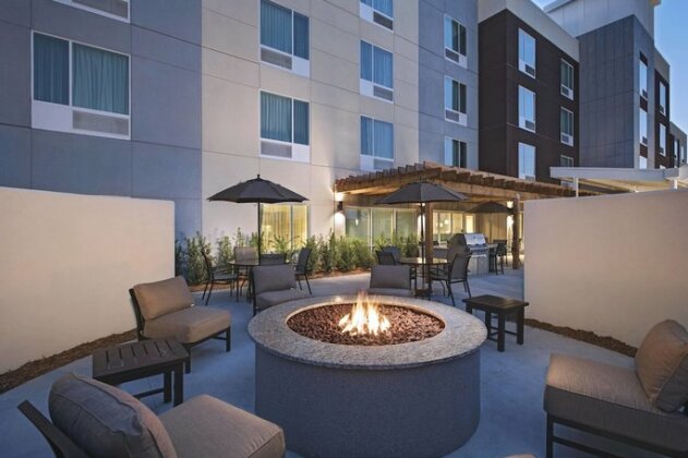 TownePlace Suites by Marriott Lakeland - Photo2