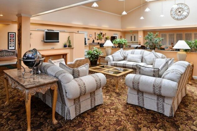 Fremont Inn - Photo3
