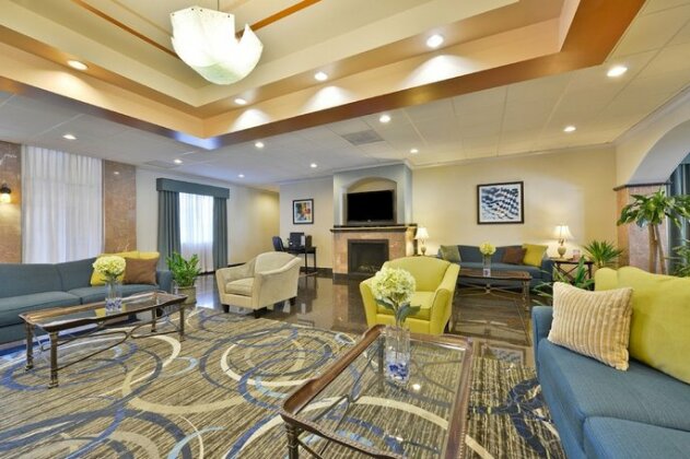 Holiday Inn Express Hotel & Suites Tacoma South - Lakewood - Photo3