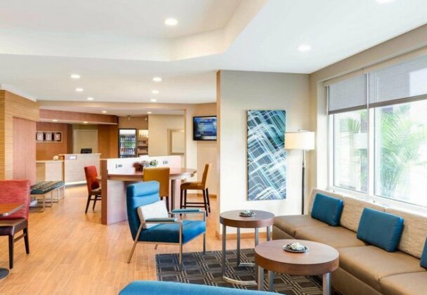 TownePlace Suites by Marriott Tacoma Lakewood - Photo5