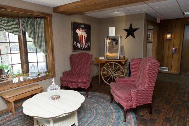 The Country Inn of Lancaster - Photo5