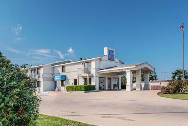 Motel 6 Dallas DeSoto Lancaster - Photo5