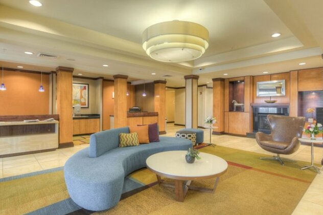 Fairfield Inn and Suites by Marriott Laramie - Photo3
