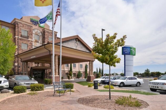 Holiday Inn Express Hotel & Suites Las Cruces - Photo2
