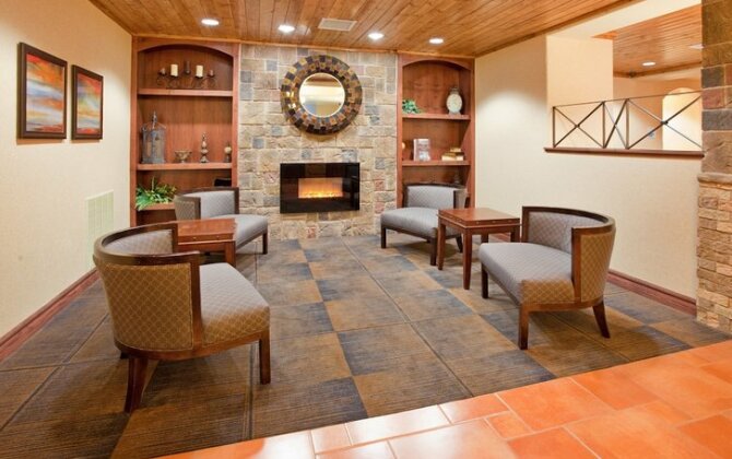 Holiday Inn Express Las Cruces North - Photo3