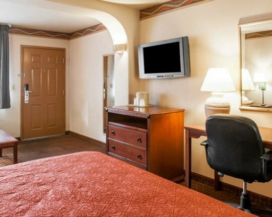 Quality Inn And Suites Las Cruces - Photo5