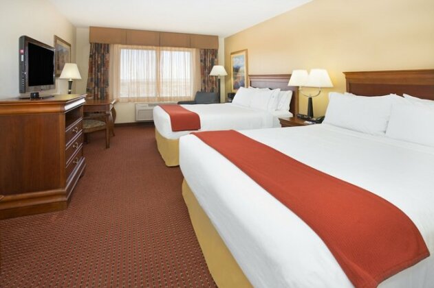 Holiday Inn Express Hotel & Suites Las Vegas - Photo5