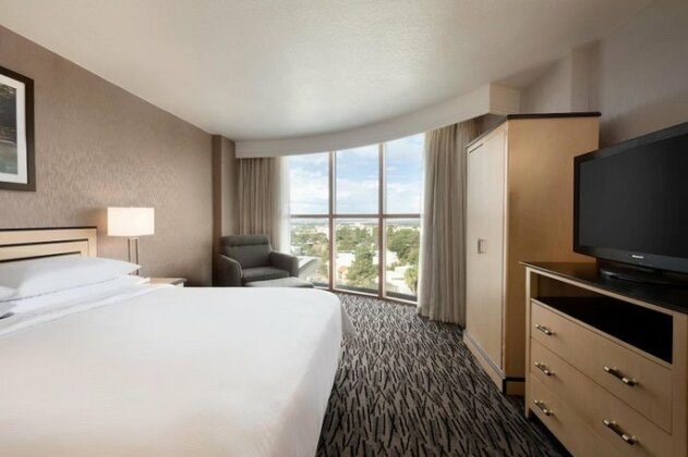 Embassy Suites by Hilton Convention Center Las Vegas - Photo2
