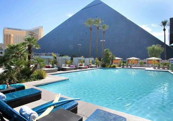 Luxor Las Vegas - Photo3