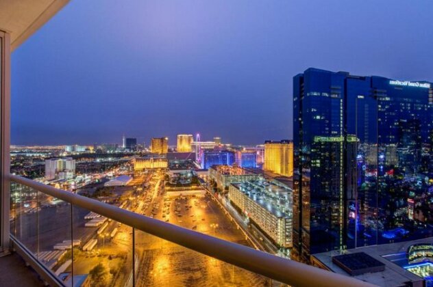 Penthouse Suite with Strip View at The Signature At MGM Grand