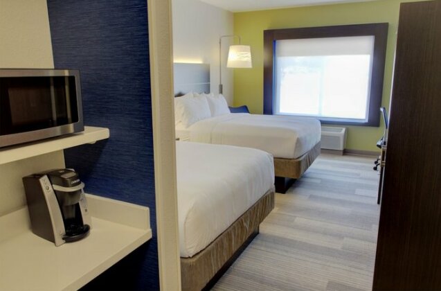 Holiday Inn Express & Suites Le Mars - Photo5