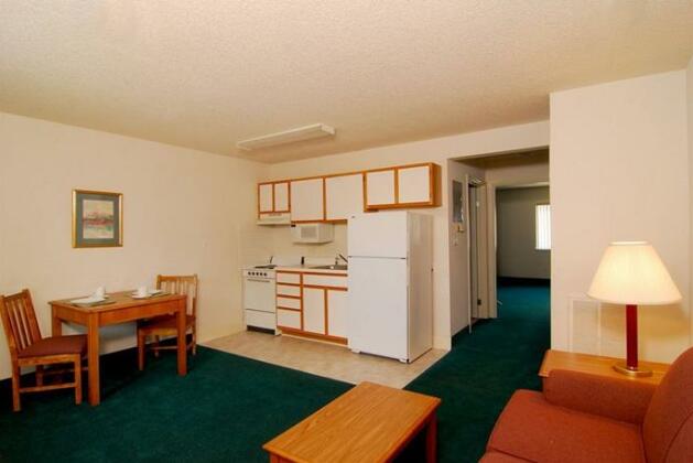 Affordable Suites Lexington - Photo3