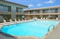 Americas Best Value Inn & Suites Lexington Park