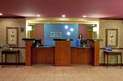 Holiday Inn Express Lexington - Photo4