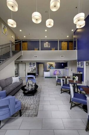 Guesthouse Inn & Suites Lexington - Photo4