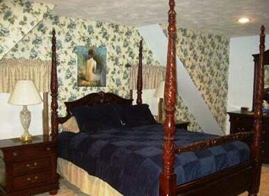 Lazy Pond Bed And Breakfast - Photo4
