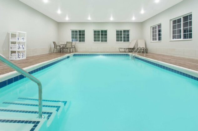 Microtel Inn & Suites by Wyndham Limon - Photo4
