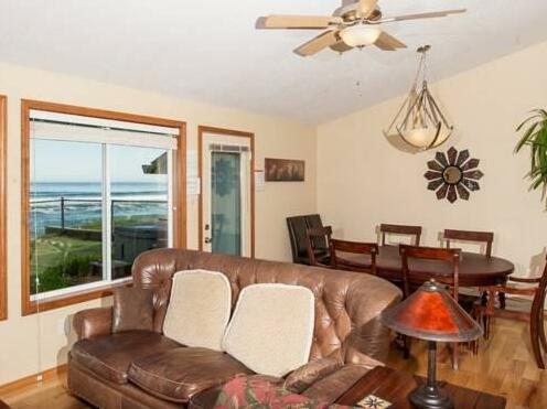 Oceanfront Solitude by RedAwning - Photo2