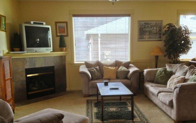 Pacific Cove - Photo2