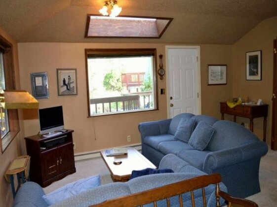 RedAwning Escalonia Cottage - Photo5