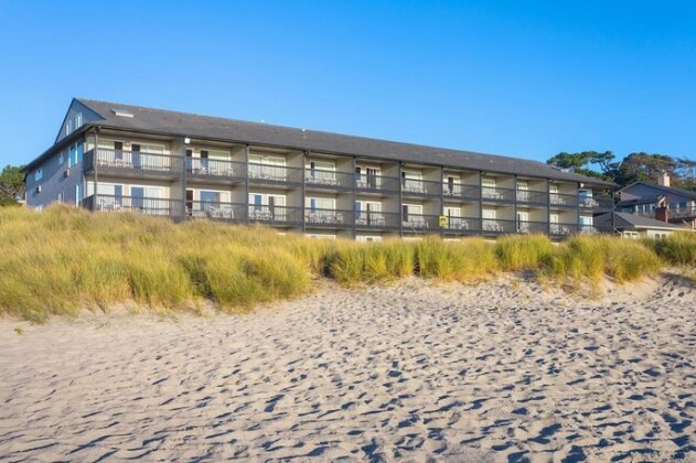 Best Western Plus Lincoln Sands Oceanfront Suites - Photo2