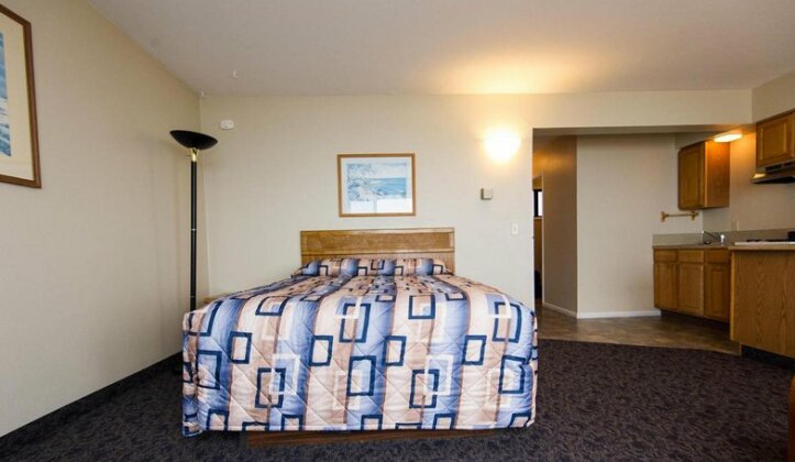 Sandcastle Beachfront Motel - Photo5