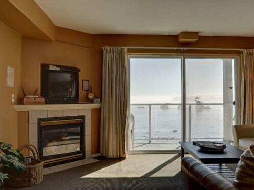 Waters Edge 312 - Photo3