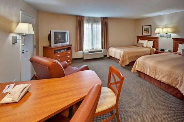 Candlewood Suites Lincoln - Photo3