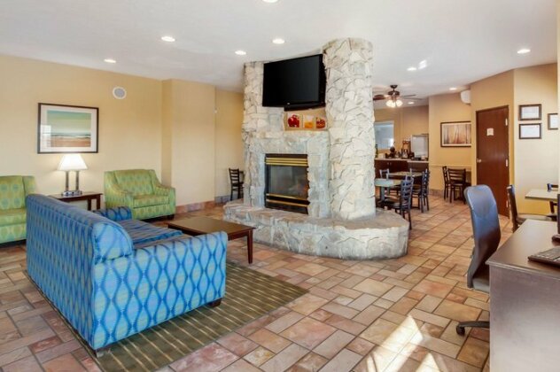 Quality Inn & Suites Lincoln - Photo5