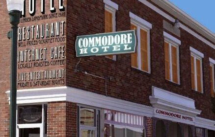 Commodore Hotel & Cafe
