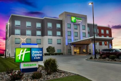Holiday Inn Express & Suites Litchfield