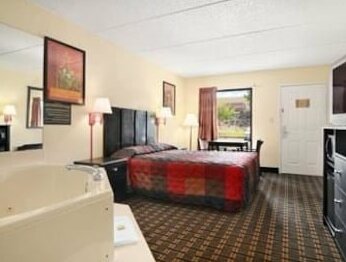 Super 8 by Wyndham Decatur Lithonia Atl Area - Photo5