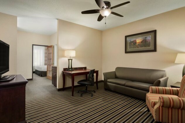 Country Inn & Suites Little Falls - Photo3