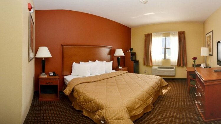 Econo Lodge Inn and Suites Little Rock - Photo5