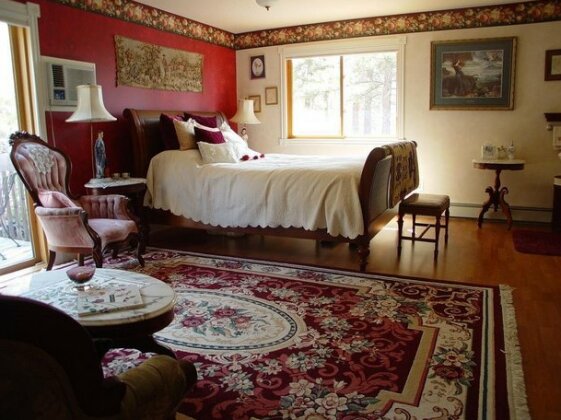 Blue Mountain Bed and Breakfast - Photo4