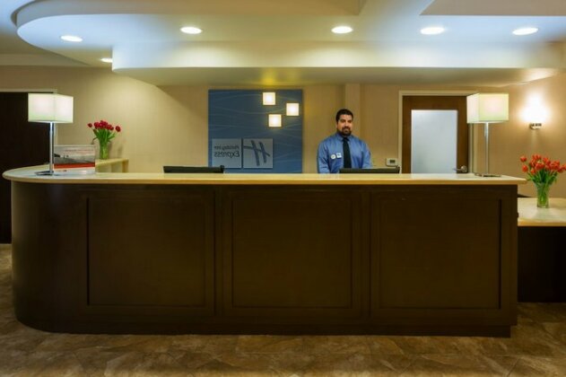 Holiday Inn Express Lompoc - Photo4