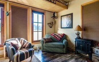 DeeDee's B&B - Photo2