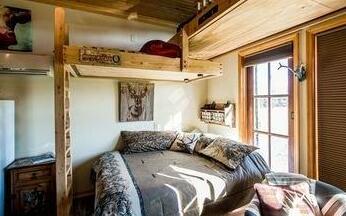 DeeDee's B&B - Photo5