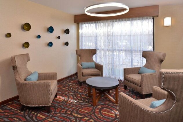 Holiday Inn Express Hotel & Suites Lonoke I-40 - Photo3