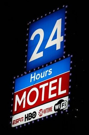 24 Hours Motel