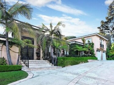 Beverly Hills Fab Estate