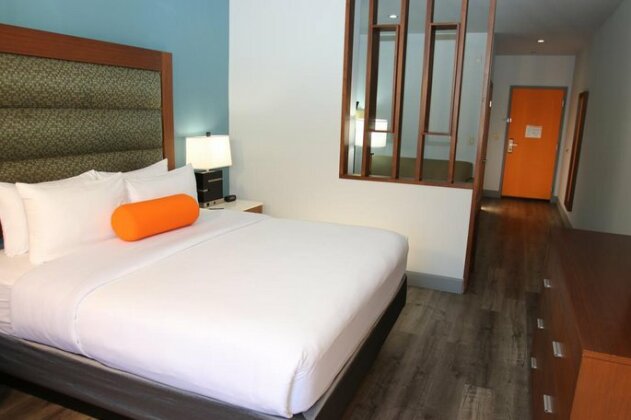 BLVD Hotel & Spa - Walking Distance to Universal Studios Hollywood - Photo5